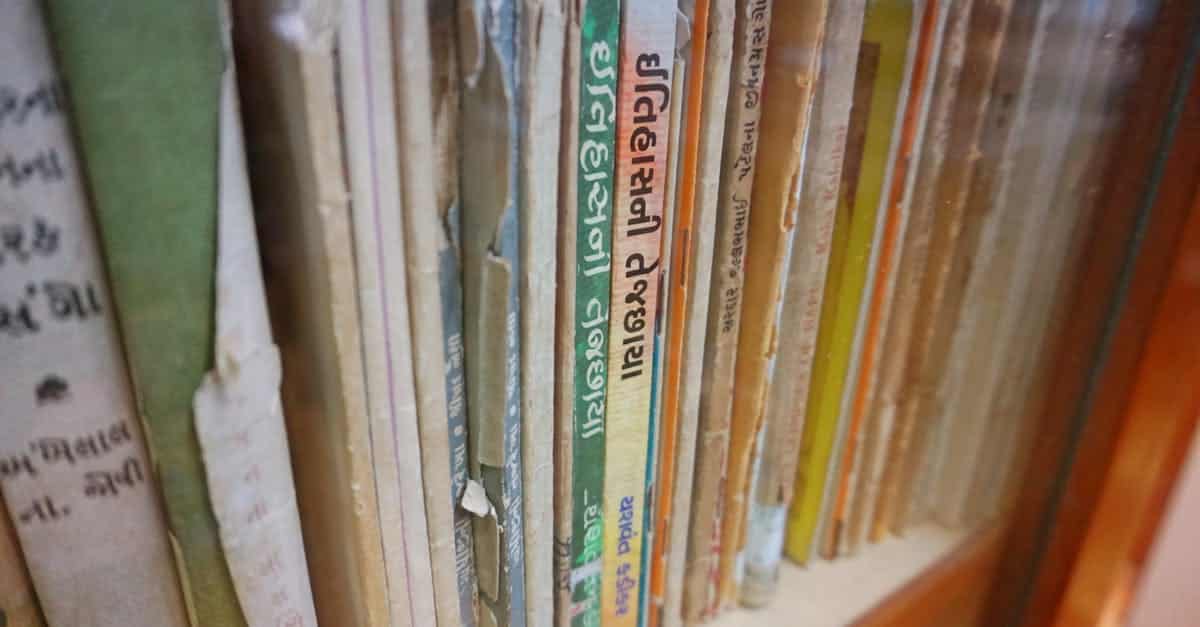 découvrez notre collection de shelves élégantes et pratiques pour organiser et décorer votre intérieur avec style.