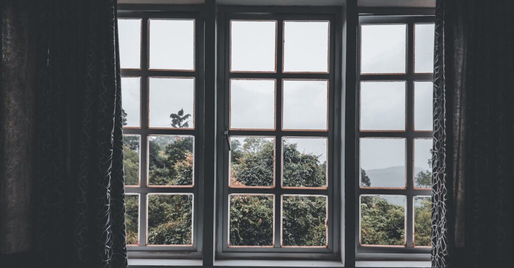 découvrez nos solutions de traitement de fenêtres alliant esthétique et fonctionnalité pour embellir et protéger votre intérieur.