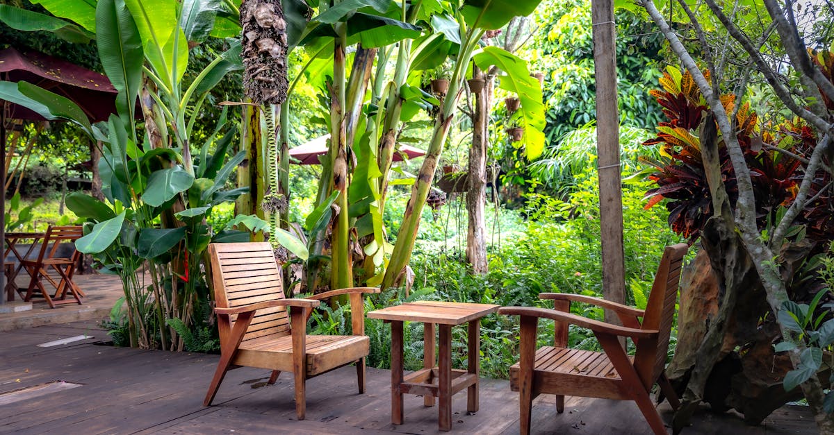 découvrez notre ensemble de mobilier de jardin alliant confort et style pour des moments conviviaux en pleine nature.