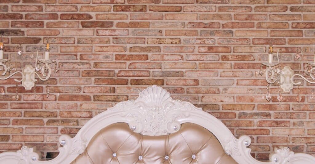 apportez une touche d'élégance et de lumière avec nos appliques murales design, parfaites pour sublimer votre intérieur.