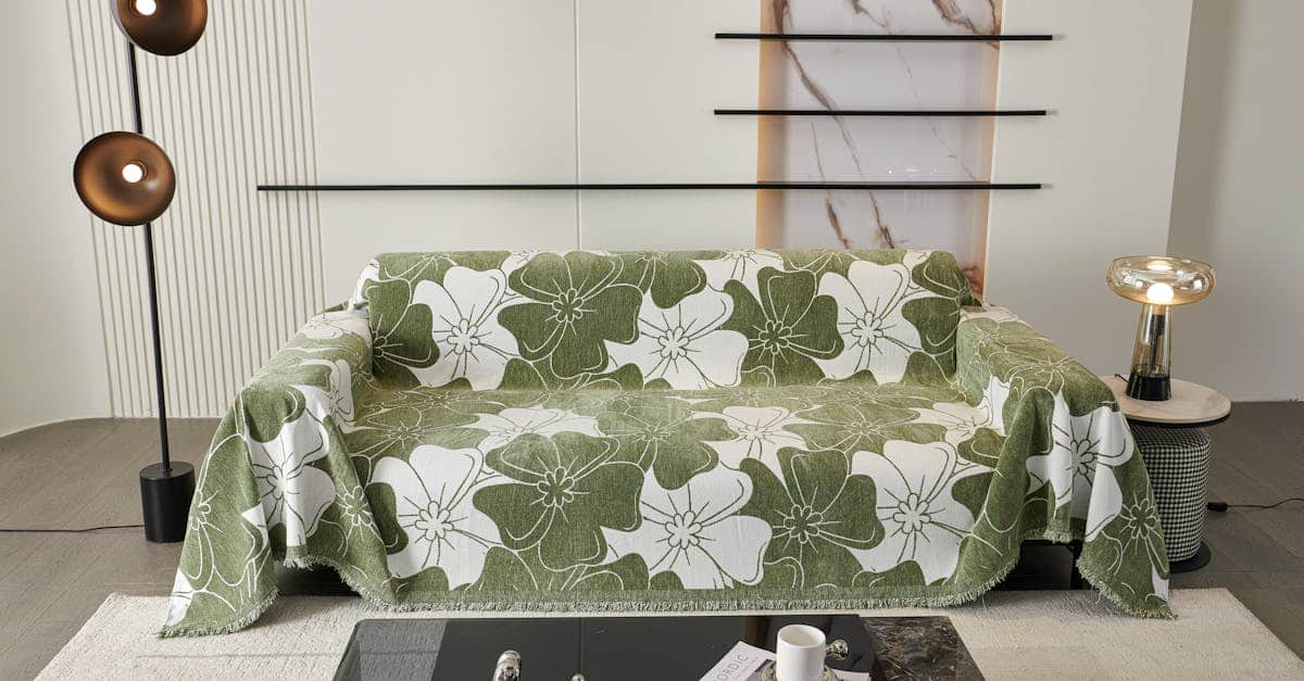 protegez vos meubles avec notre protège-meubles de haute qualité, conçu pour prolonger la vie de vos canapés, chaises et autres surfaces contre les taches et l'usure quotidienne.