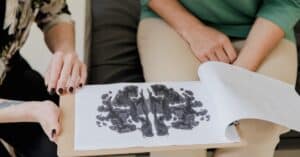 découvrez des ressources et conseils essentiels pour préserver et améliorer votre santé mentale au quotidien.
