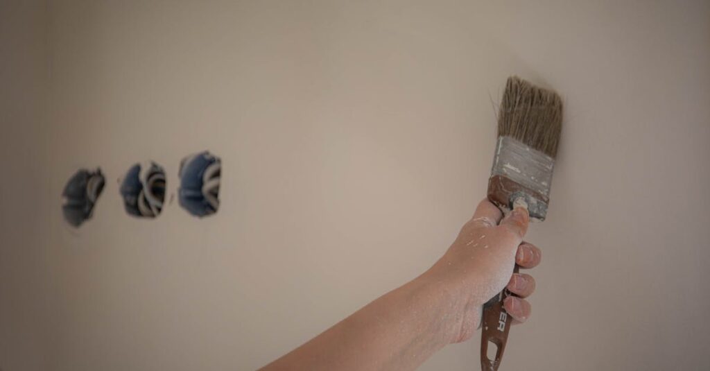 service professionnel de réparation de murs pour restaurer et renforcer vos surfaces abîmées rapidement et efficacement.